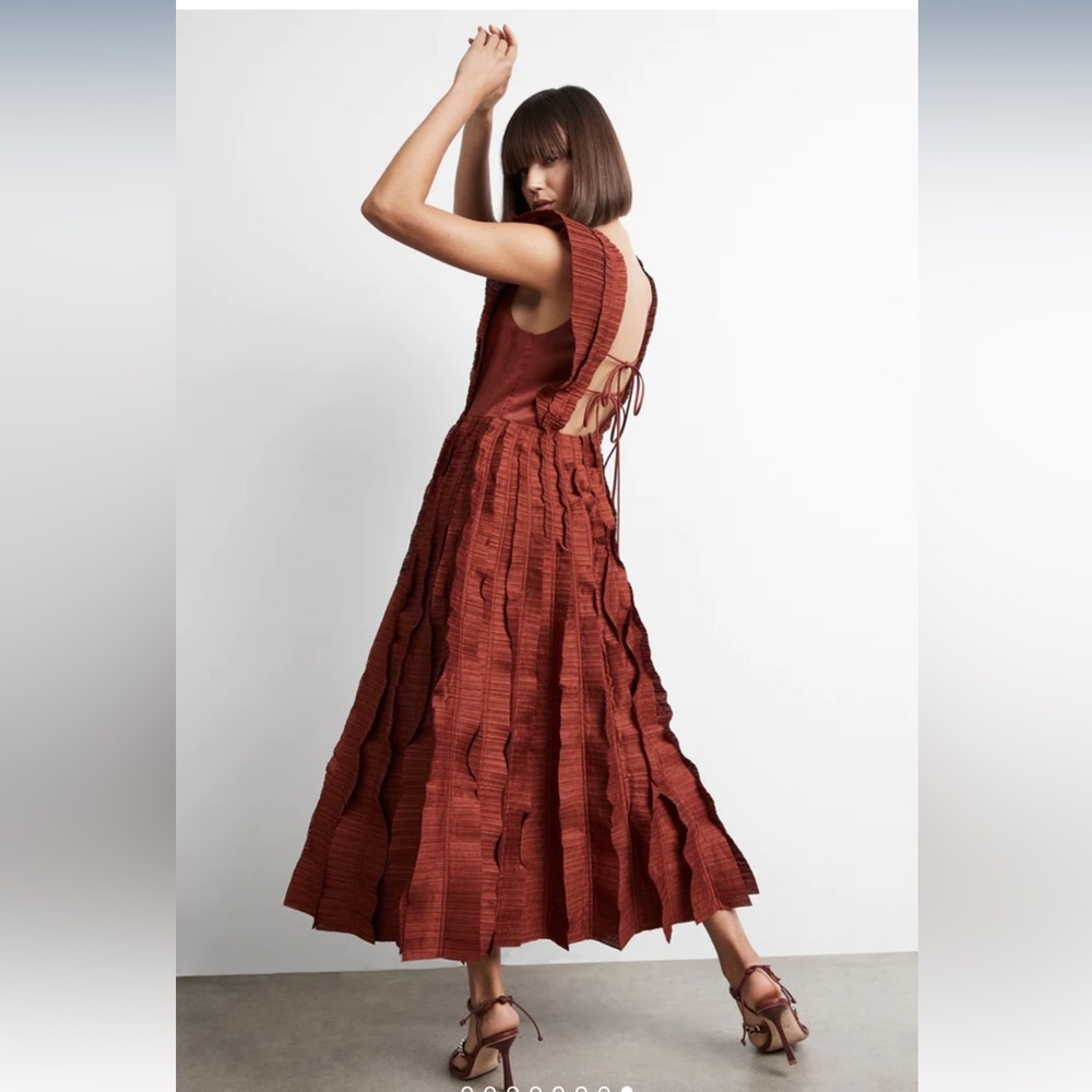 Burgundy AJE hybrid midi dress size 8US